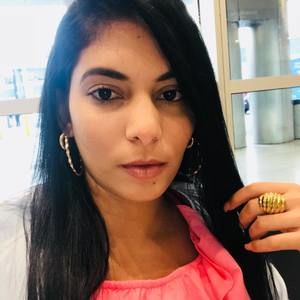 Meet your Posher, Daniris